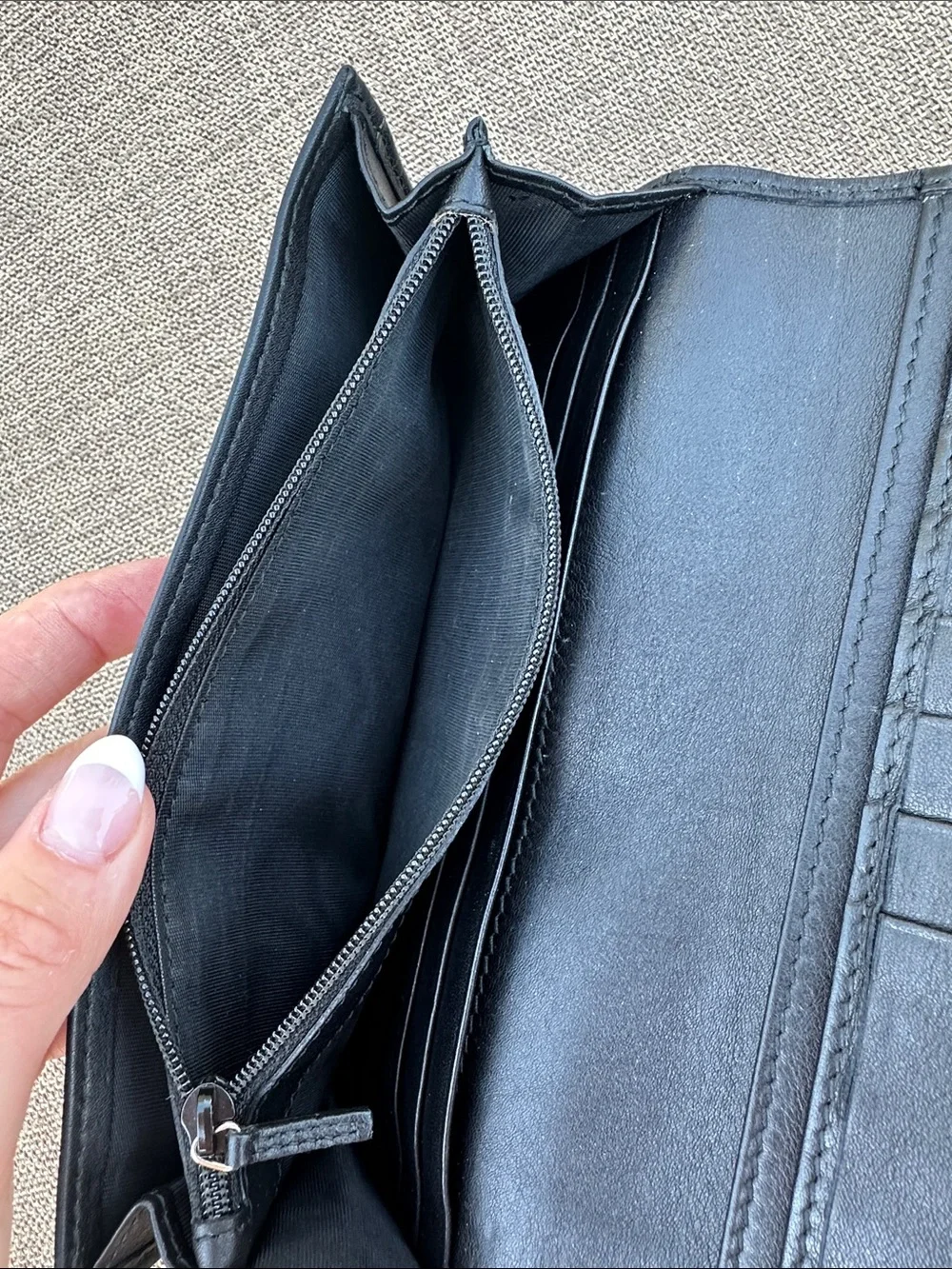 GUCCI Black Leather Long Wallet - Picture 6 of 10
